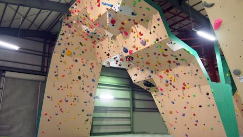 神奈川県のクライミング施設「クライミングスペース Ledge（レッジ）」